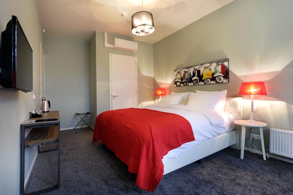 Hotel Trix Арнем Стая снимка